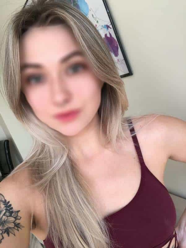Amber Foreigner VIP Escort Girl