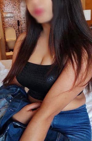 Sania College Girl Pharganj Escorts
